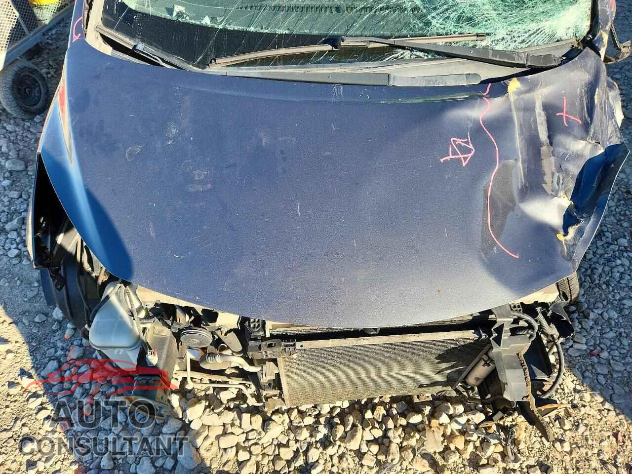 NISSAN VERSA 2016 - 3N1CE2CP7GL370090