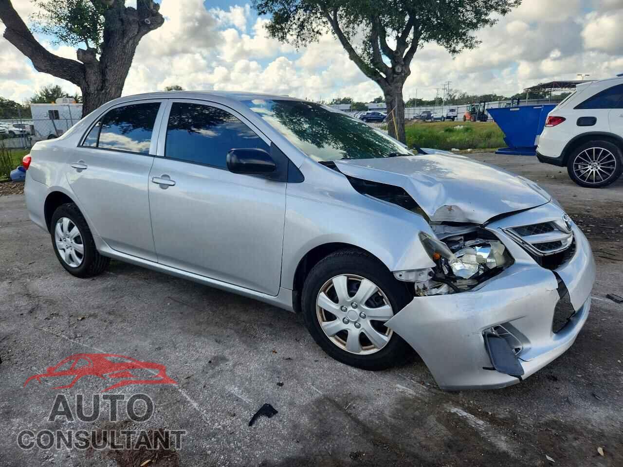TOYOTA COROLLA 2011 - 2T1BU4EE9BC562111