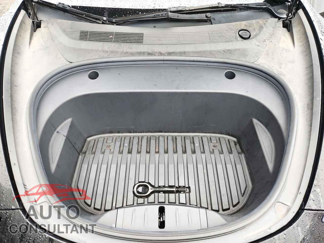 TESLA MODEL 3 2022 - 5YJ3E1EA7NF369579