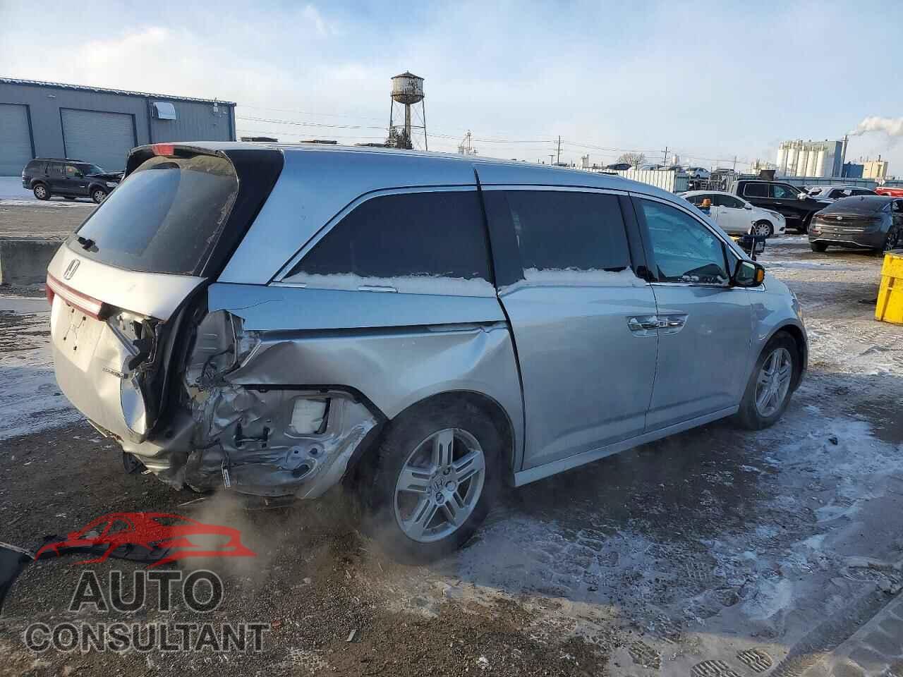 HONDA ODYSSEY 2013 - 5FNRL5H99DB089945