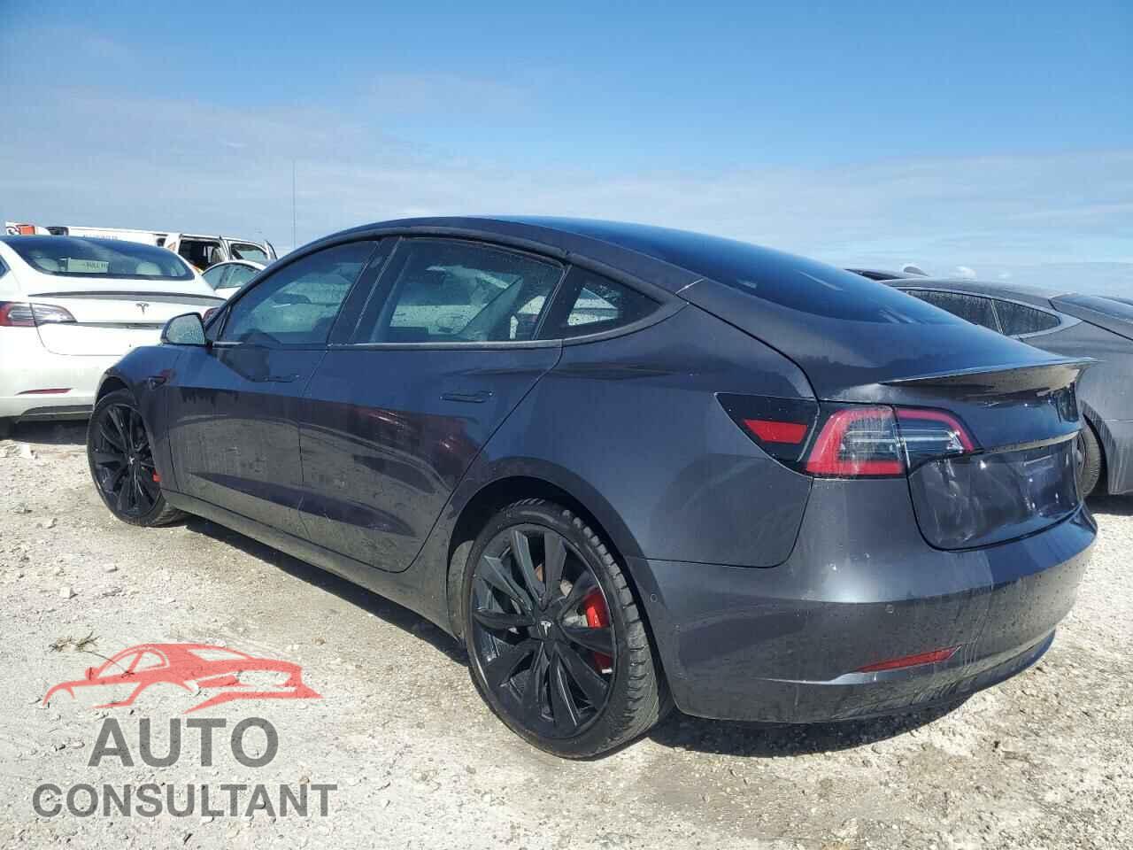 TESLA MODEL 3 2018 - 5YJ3E1EB4JF082915