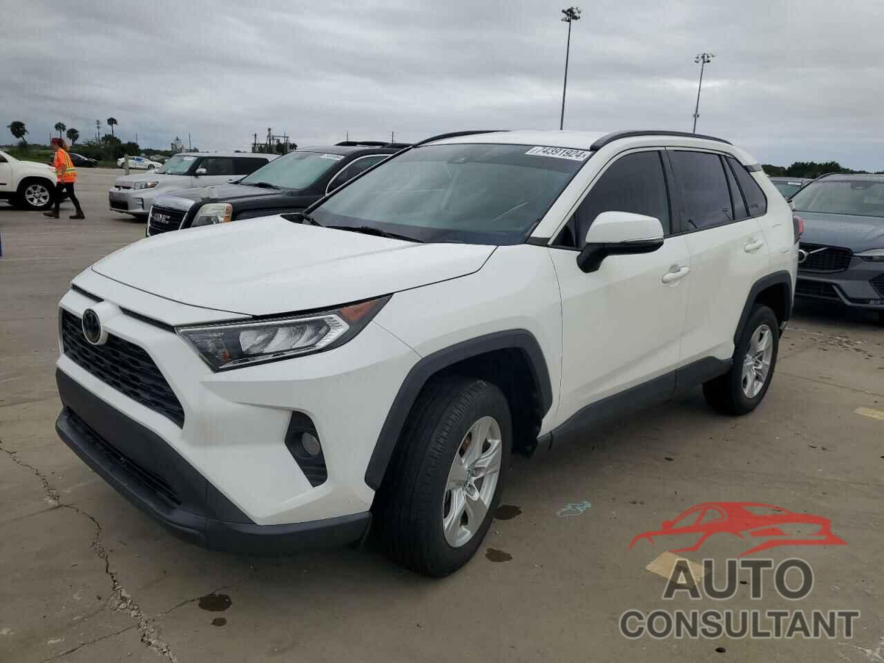 TOYOTA RAV4 2020 - 2T3W1RFVXLW062357