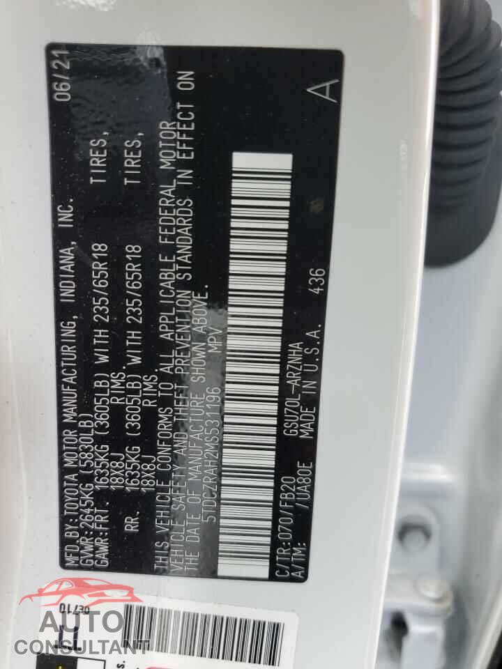 TOYOTA HIGHLANDER 2021 - 5TDCZRAH2MS531196