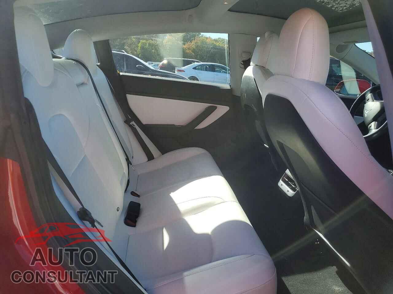 TESLA MODEL 3 2018 - 5YJ3E1EA2JF169347