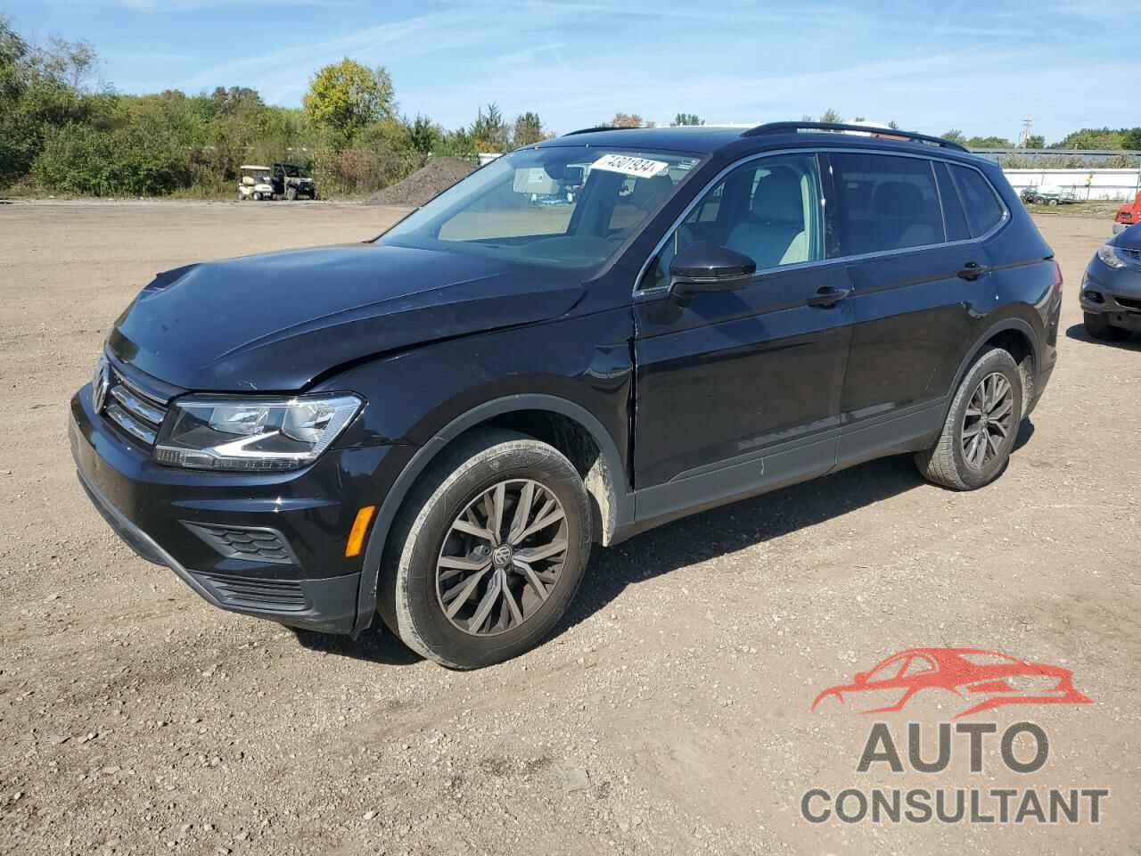 VOLKSWAGEN TIGUAN 2019 - 3VV2B7AX1KM157898