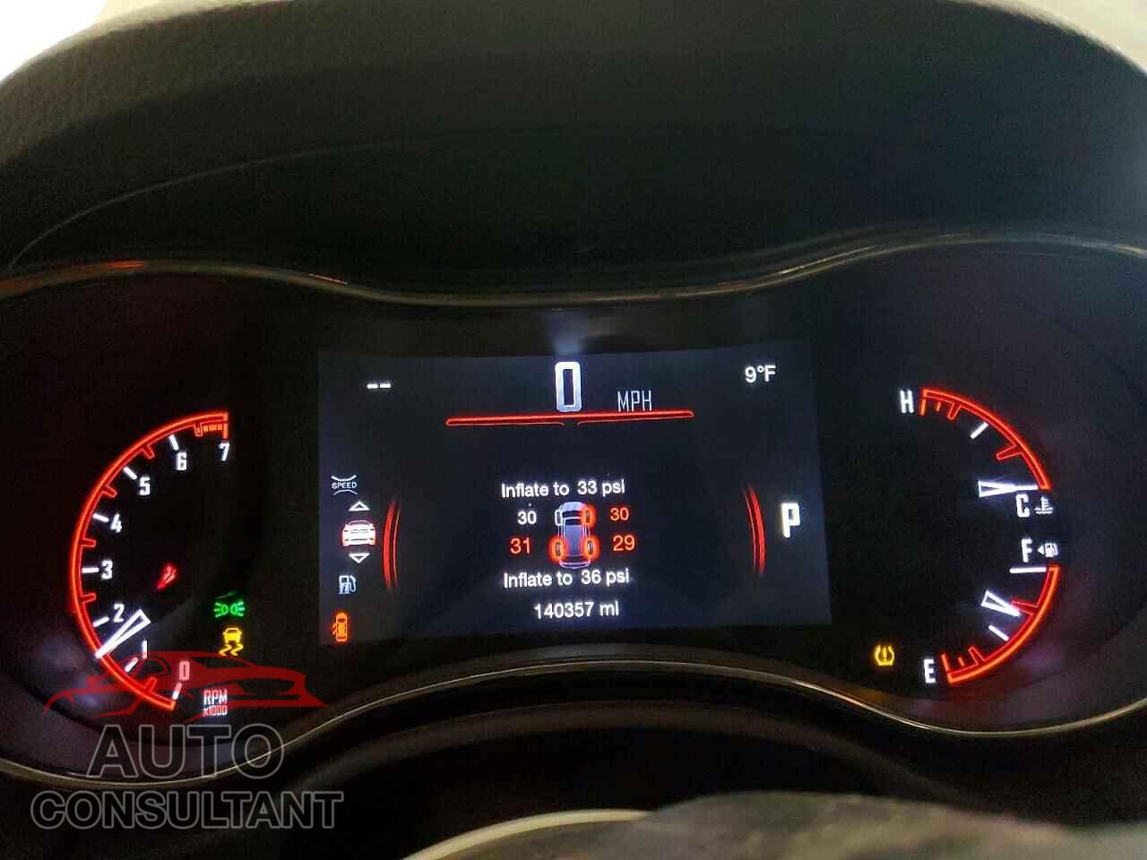 DODGE DURANGO 2018 - 1C4RDJDG1JC174409