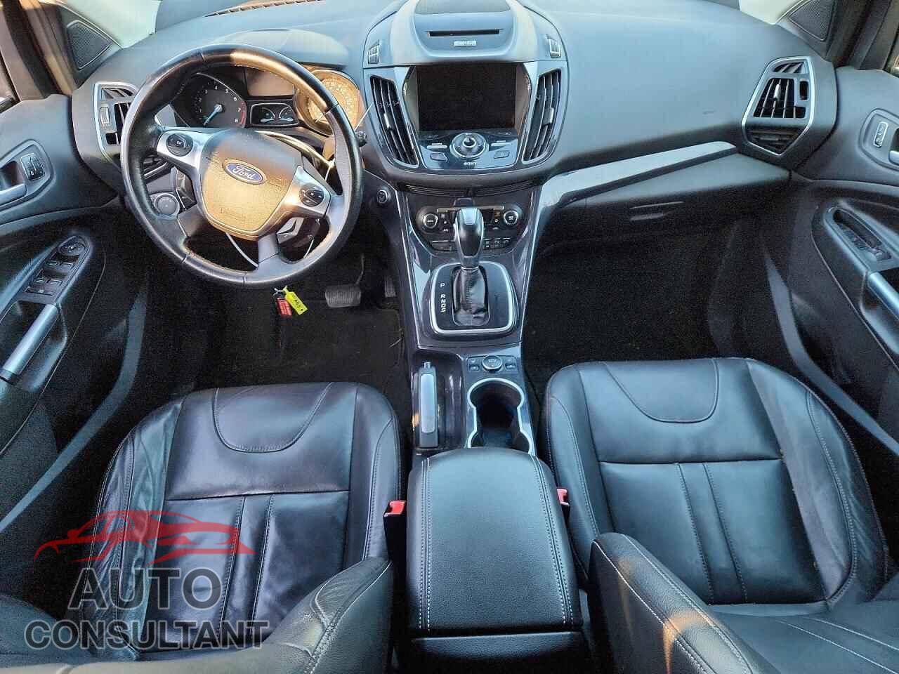 FORD ESCAPE 2013 - 1FMCU9J97DUA28830