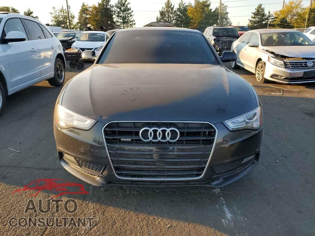 AUDI A5 2013 - WAULFAFR0DA046948