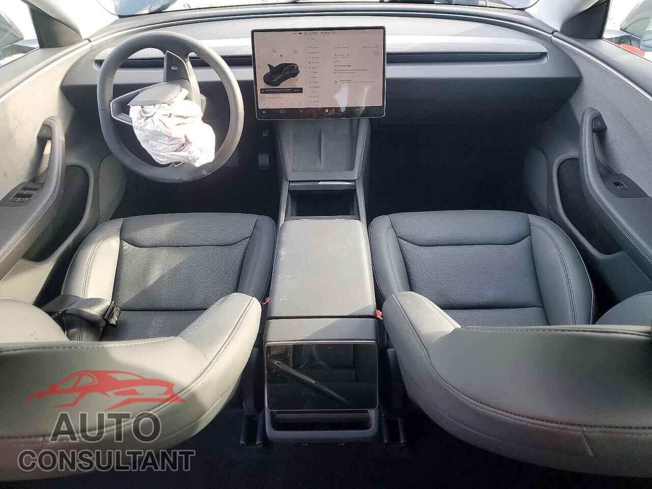 TESLA MODEL 3 2025 - 5YJ3E1EA7SF011863