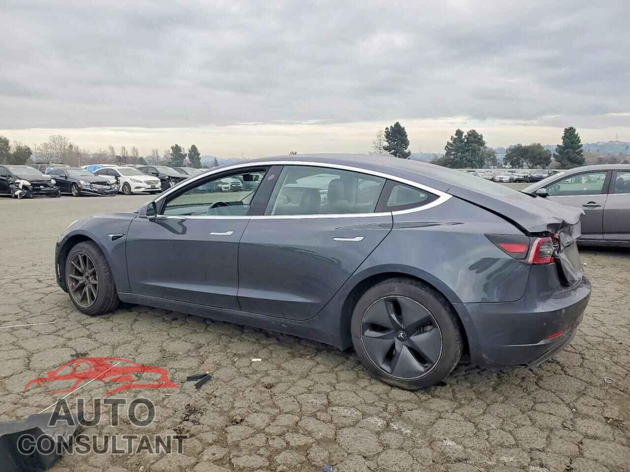TESLA MODEL 3 2018 - 5YJ3E1EB1JF112405