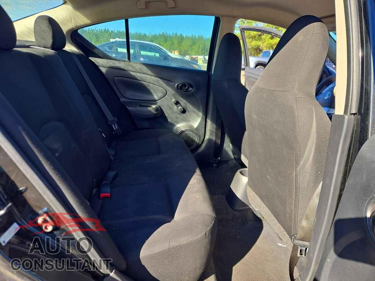NISSAN VERSA 2017 - 3N1CN7AP1HL849722