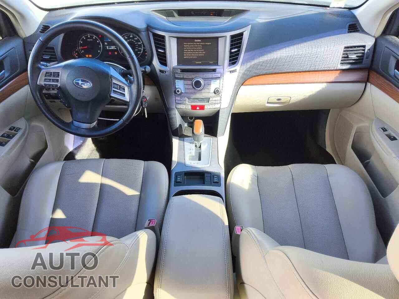 SUBARU OUTBACK 2013 - 4S4BRCLC2D3258736