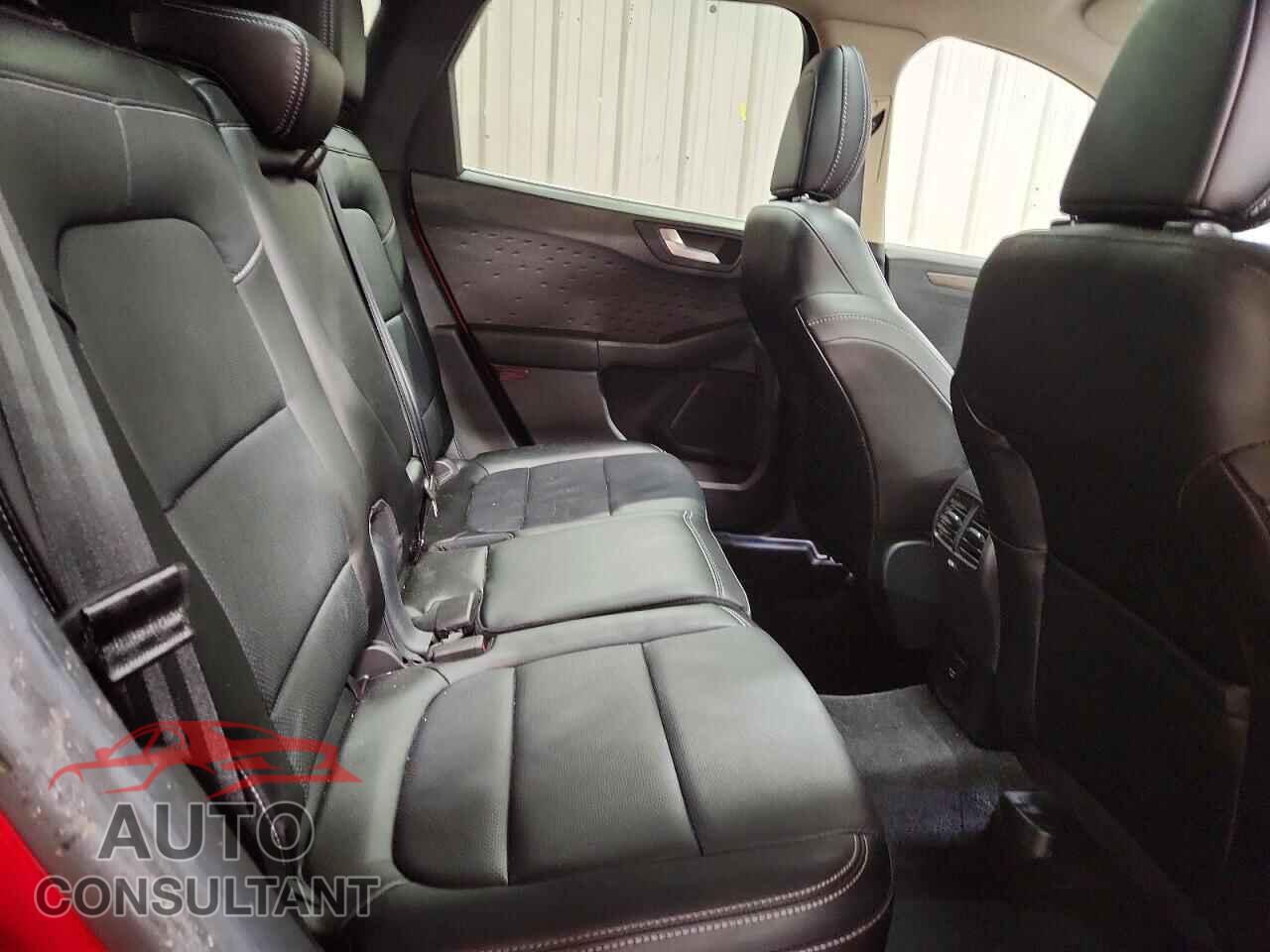 FORD ESCAPE 2020 - 1FMCU9J97LUA70512