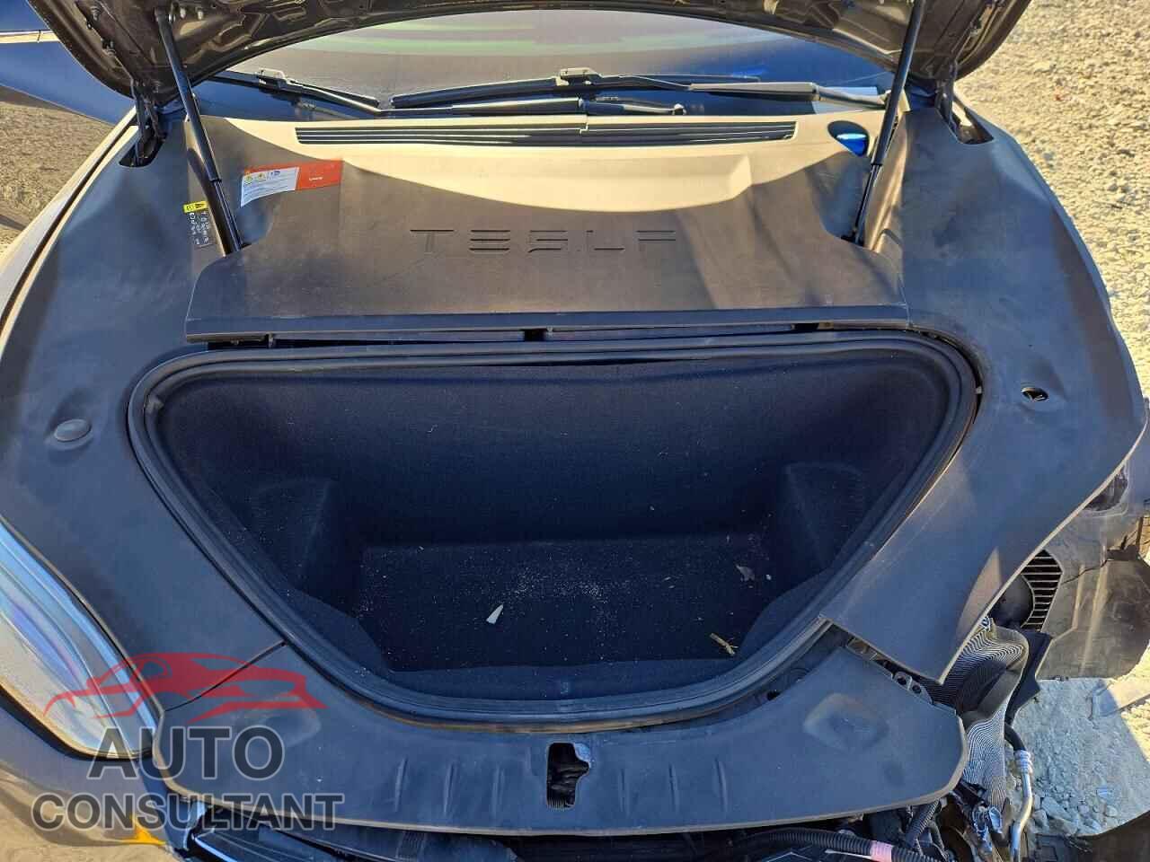 TESLA MODEL S 2017 - 5YJSA1E24HF205226