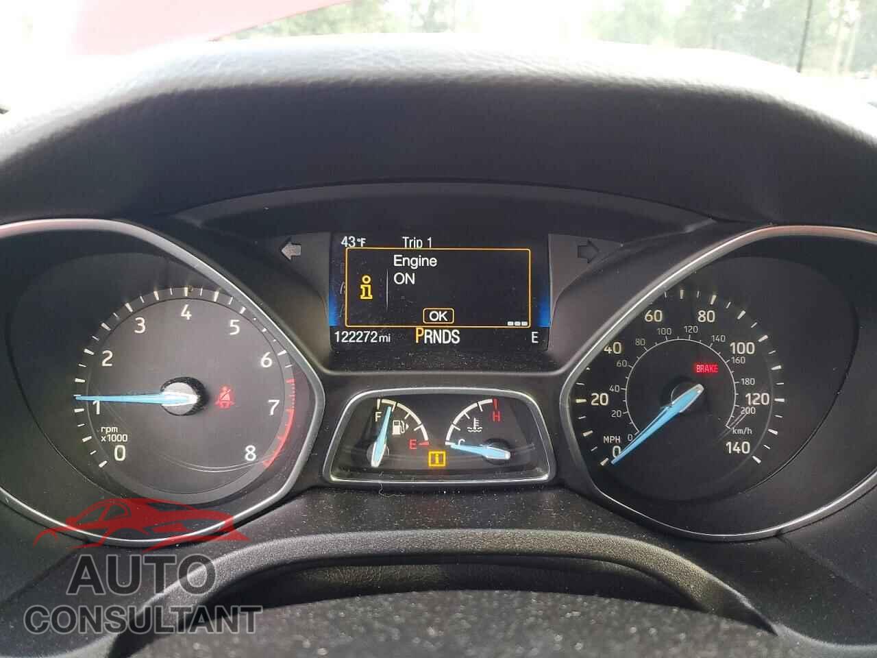 FORD FOCUS 2015 - 1FADP3F24FL211366