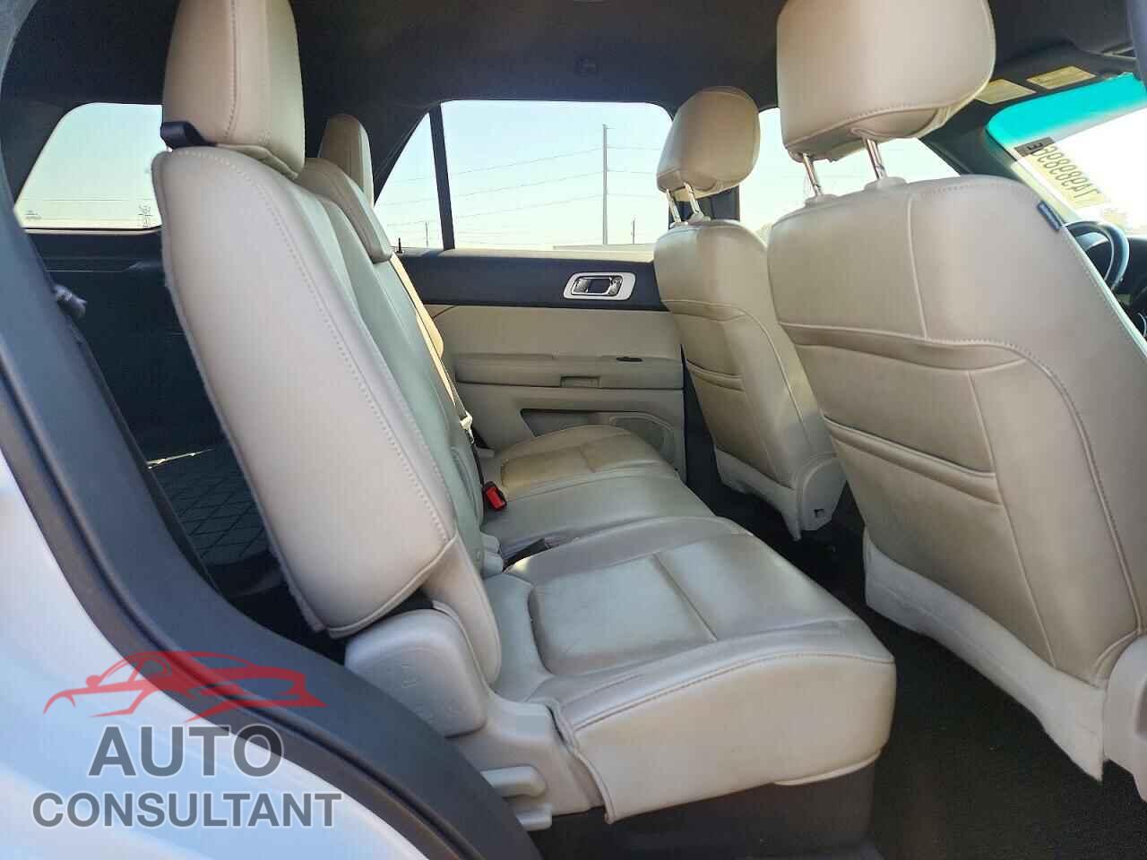 FORD EXPLORER 2011 - 1FMHK8D89BGA10172