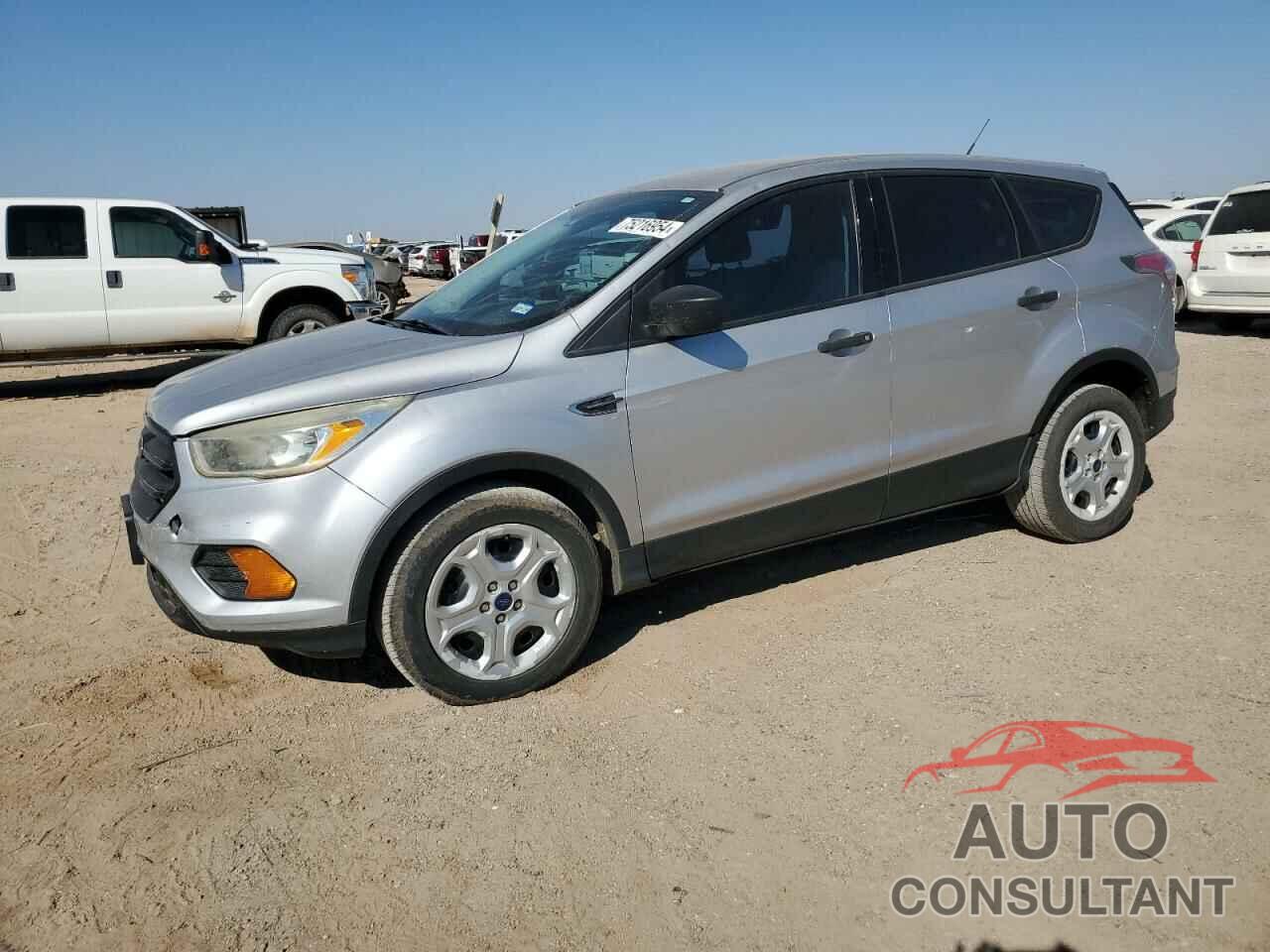 FORD ESCAPE 2017 - 1FMCU0F7XHUA80946