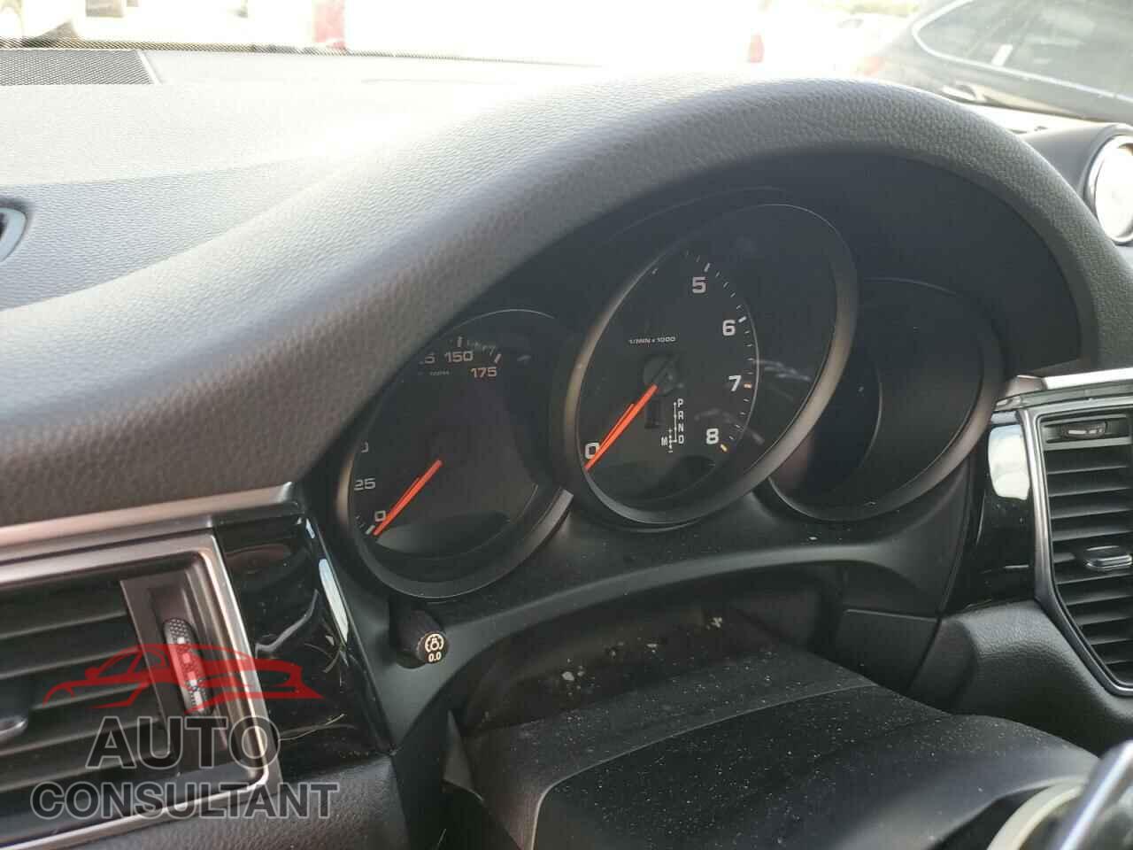 PORSCHE MACAN 2017 - WP1AA2A59HLB80921