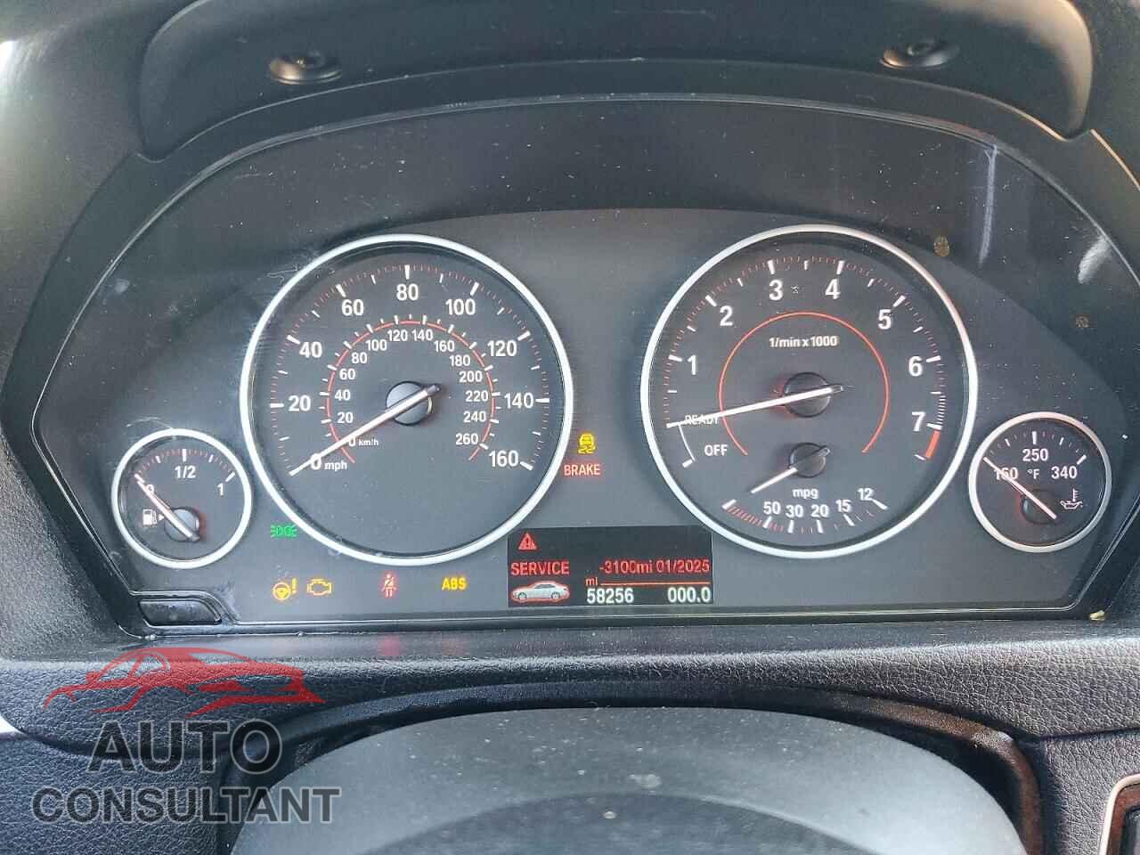BMW 3 SERIES 2016 - WBA8E9G52GNU28043