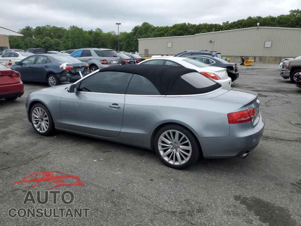 AUDI A5 2010 - WAULFAFH5AN009003