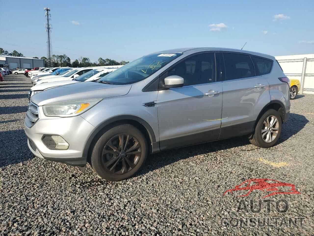 FORD ESCAPE 2017 - 1FMCU0GD5HUA40360