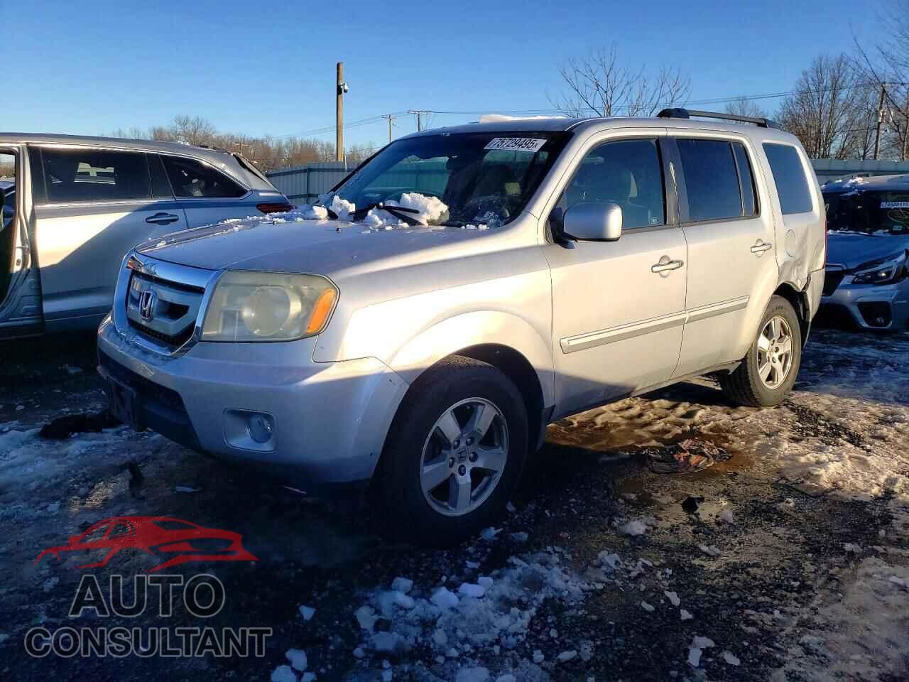 HONDA PILOT 2011 - 5FNYF3H45BB031002