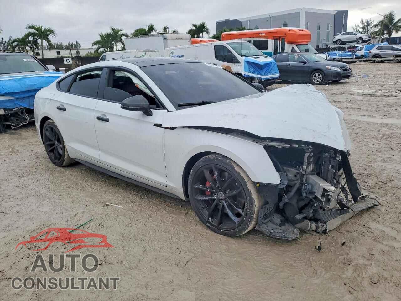 AUDI S5/RS5 2018 - WAUB4CF51JA084257