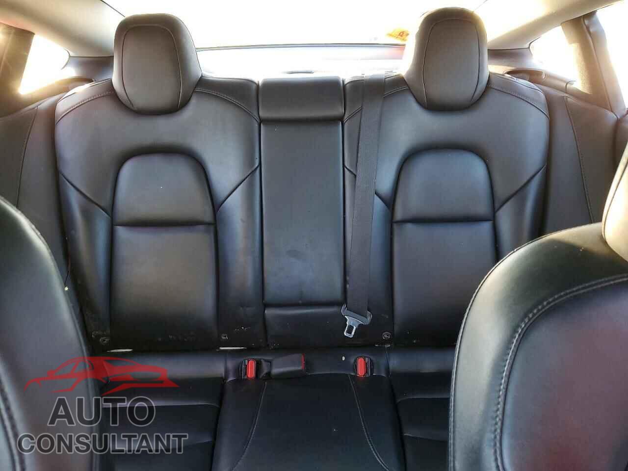 TESLA MODEL 3 2019 - 5YJ3E1EA3KF412911