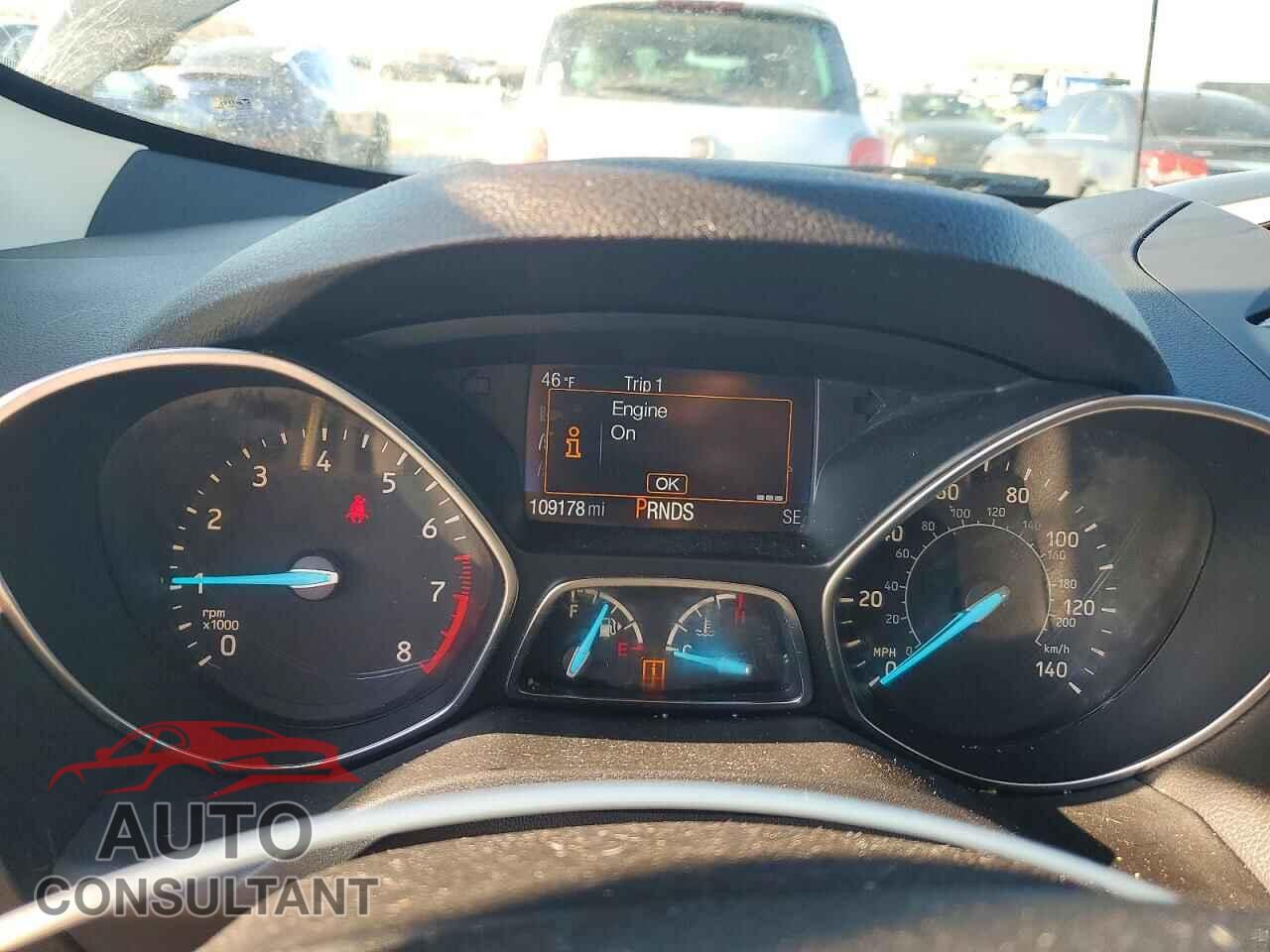 FORD ESCAPE 2017 - 1FMCU0F73HUE16596