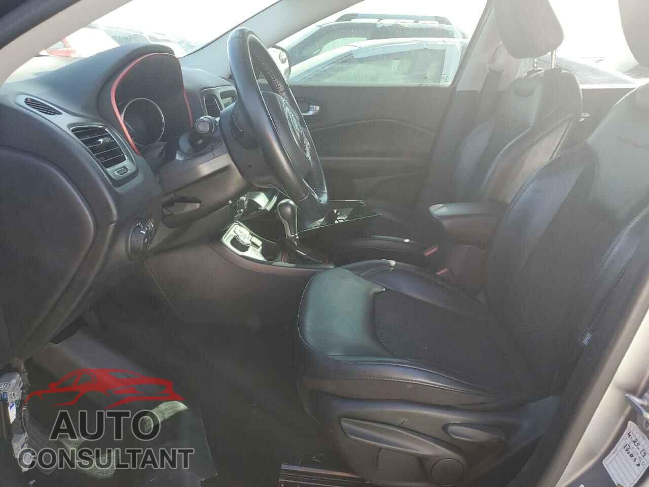 JEEP COMPASS 2019 - 3C4NJDDB0KT617992