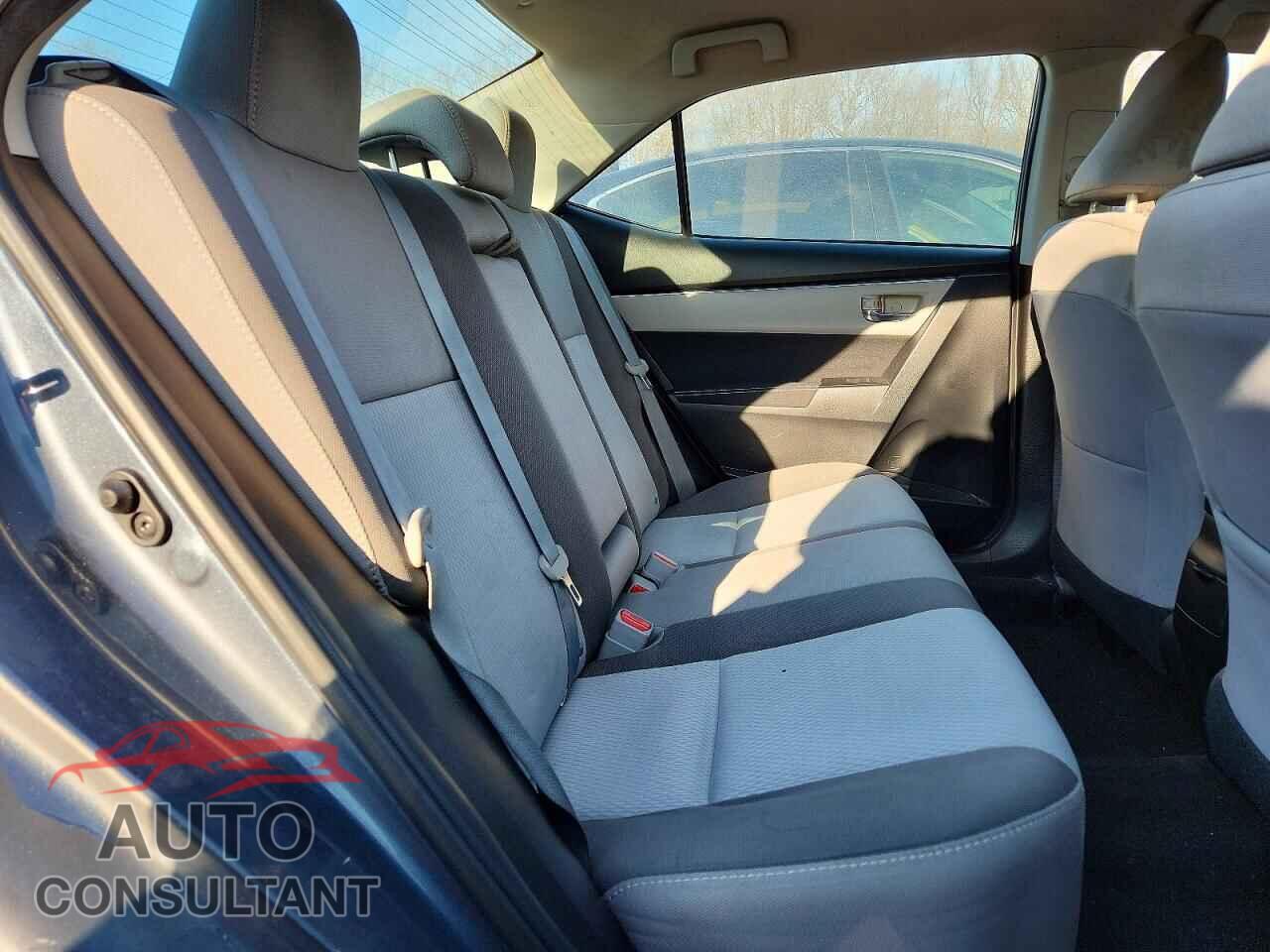 TOYOTA COROLLA 2017 - 2T1BURHEXHC858580