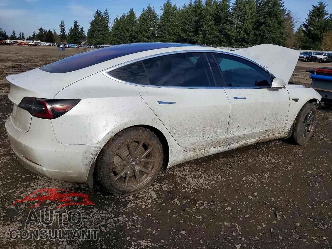 TESLA MODEL 3 2018 - 5YJ3E1EA5JF019765