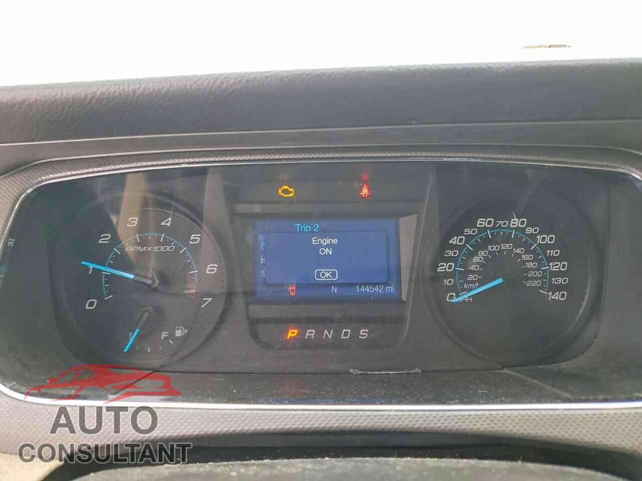 FORD TAURUS 2015 - 1FAHP2D89FG190252