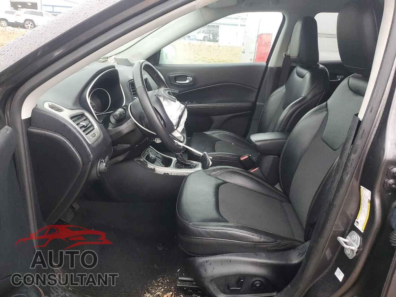 JEEP COMPASS 2019 - 3C4NJDBB4KT767820