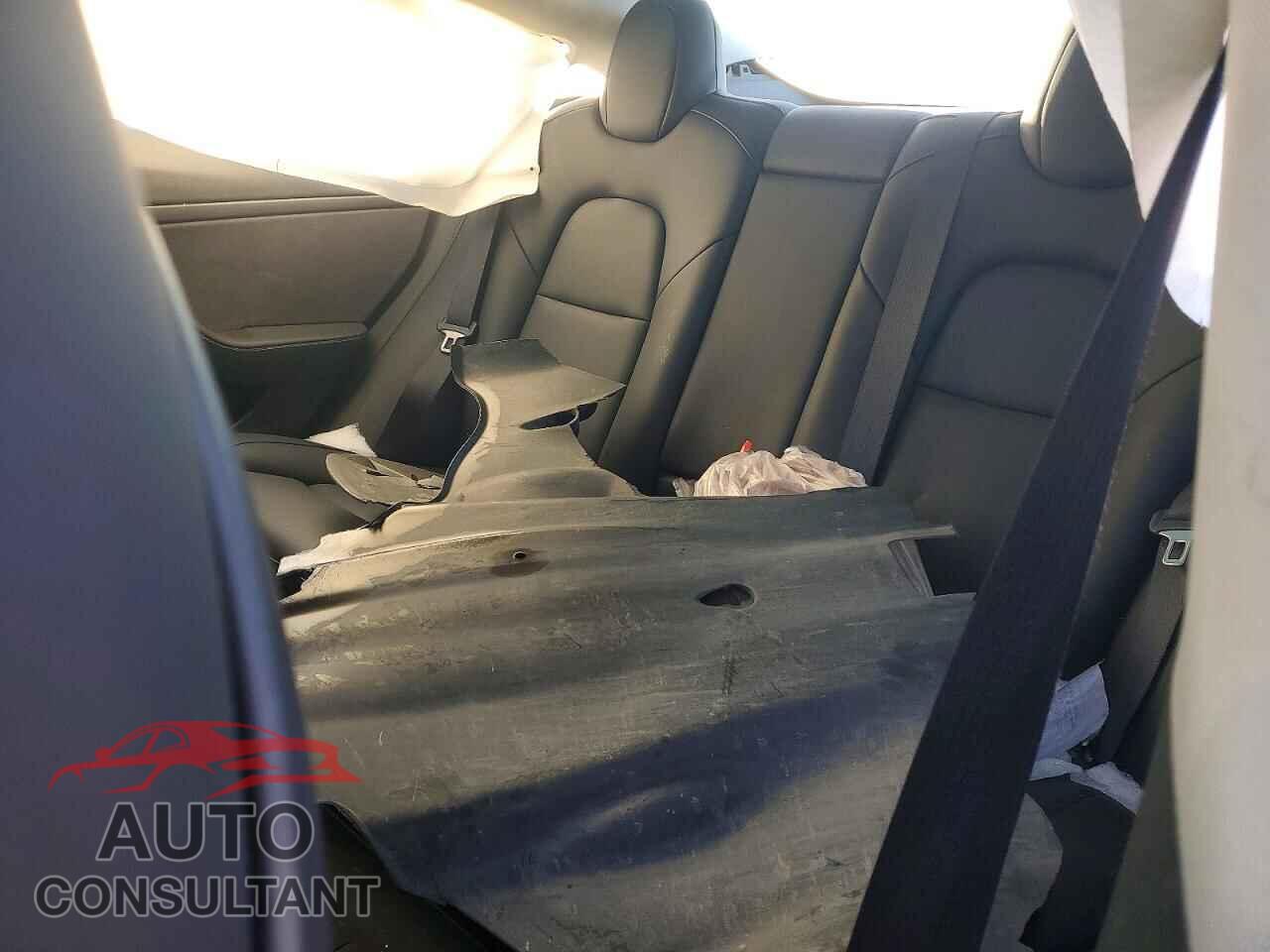 TESLA MODEL 3 2023 - 5YJ3E1EA6PF672825