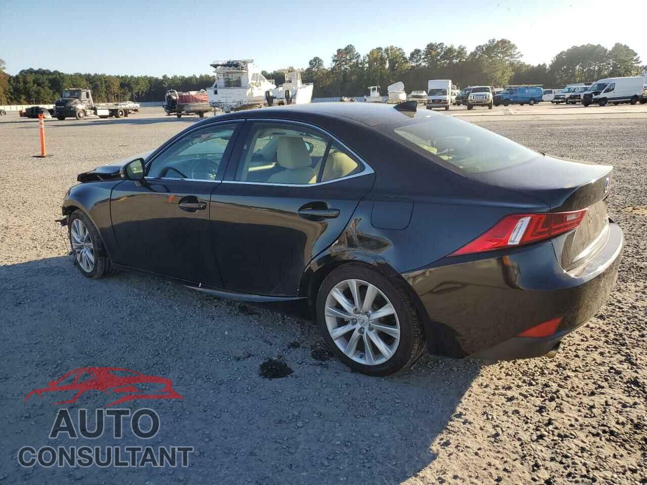 LEXUS IS 2015 - JTHCF1D28F5016714