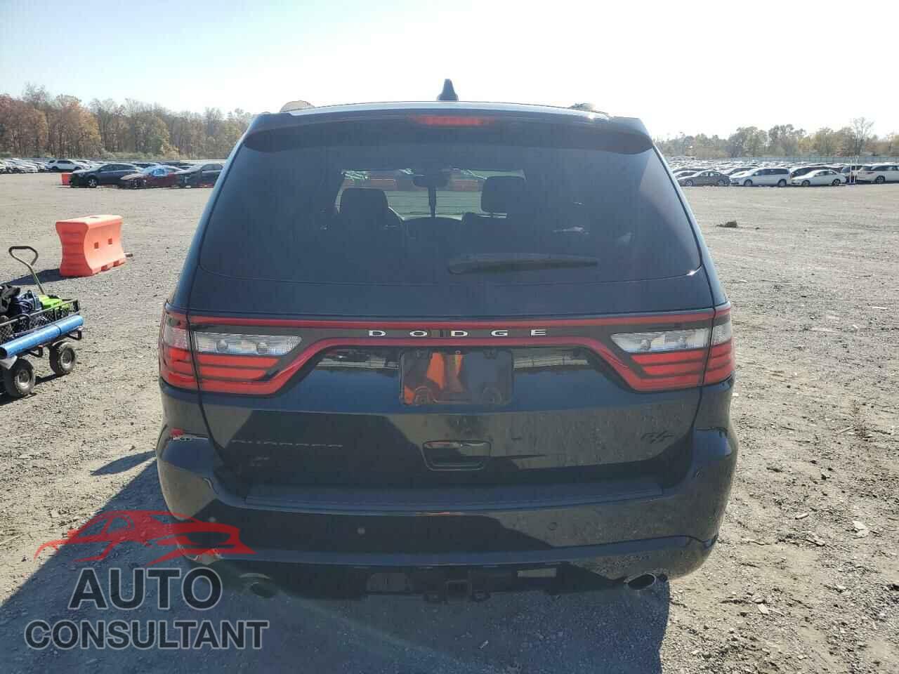DODGE DURANGO 2018 - 1C4SDJCT9JC255643