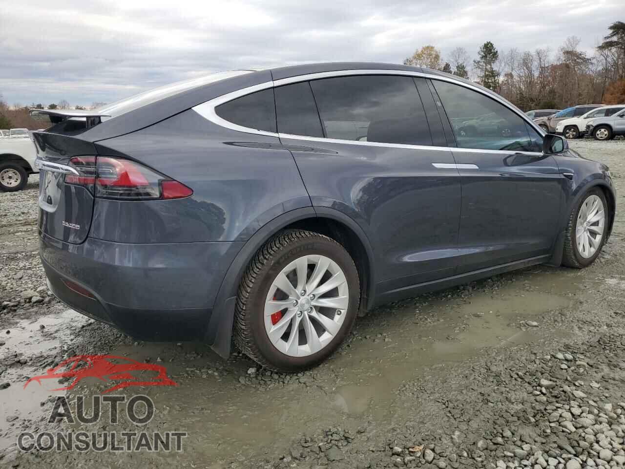 TESLA MODEL X 2020 - 5YJXCBE45LF239496