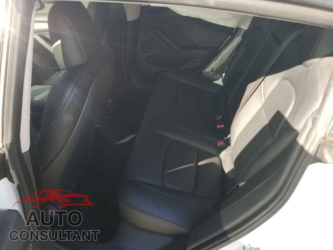 TESLA MODEL 3 2023 - 5YJ3E1EC0PF592583