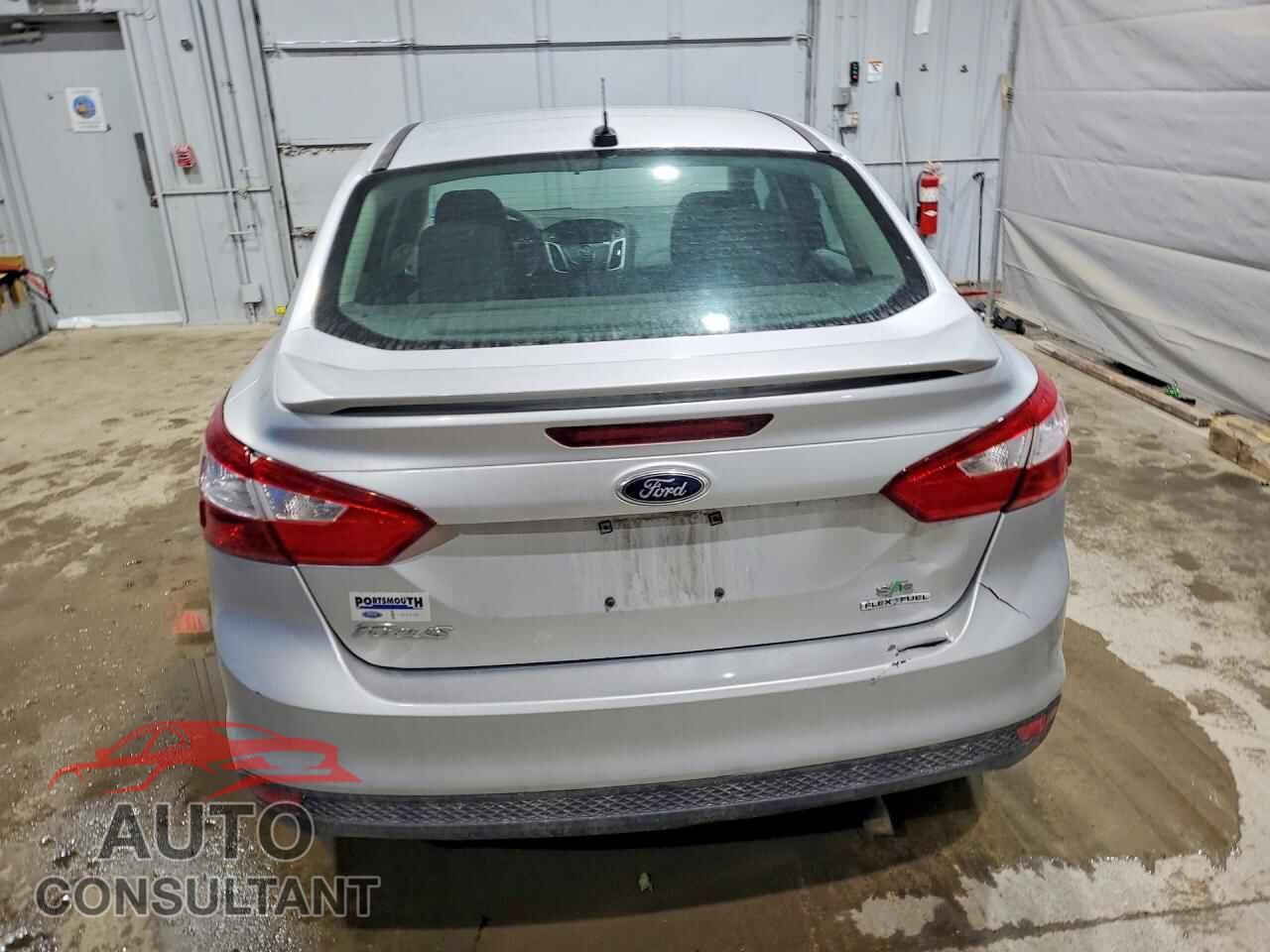 FORD FOCUS 2014 - 1FADP3F22EL114259