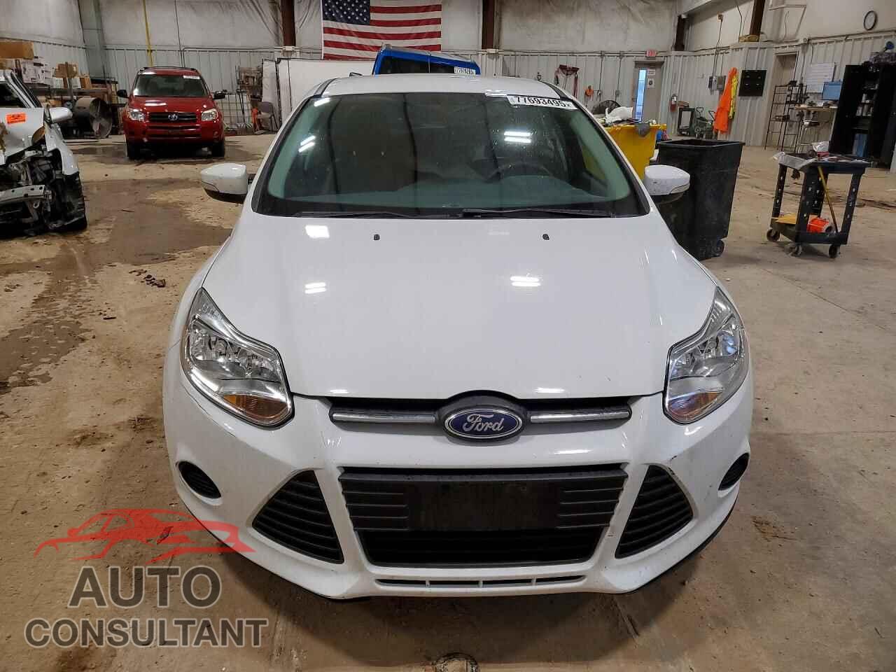 FORD FOCUS 2013 - 1FADP3F26DL374159