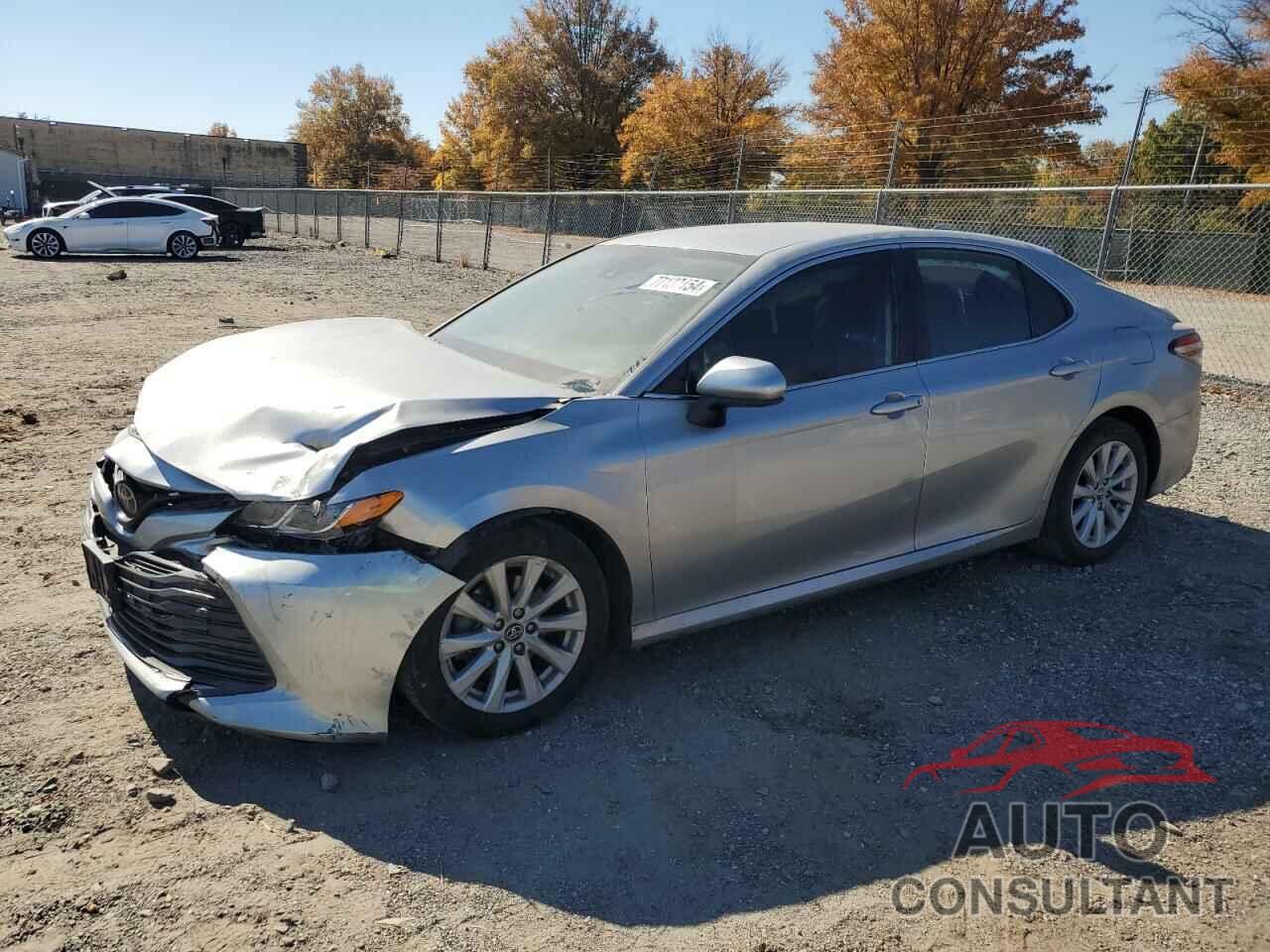TOYOTA CAMRY 2019 - 4T1B11HK1KU833041