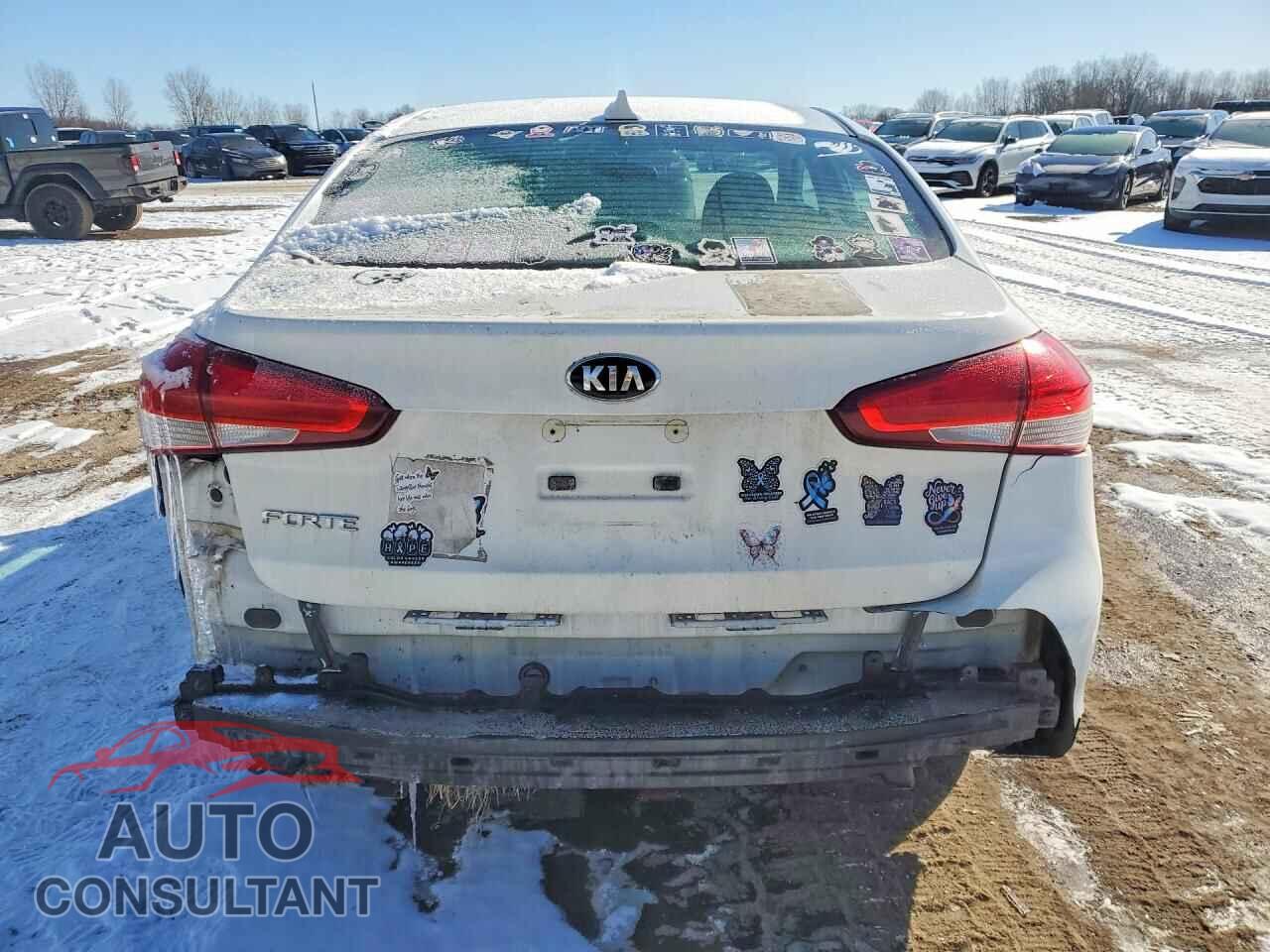 KIA FORTE 2017 - 3KPFK4A77HE046029