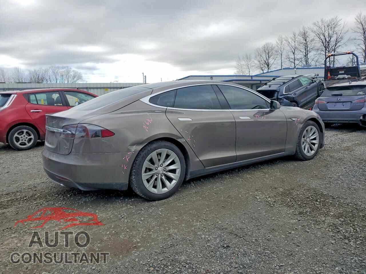 TESLA MODEL S 2016 - 5YJSA1E27GF133548