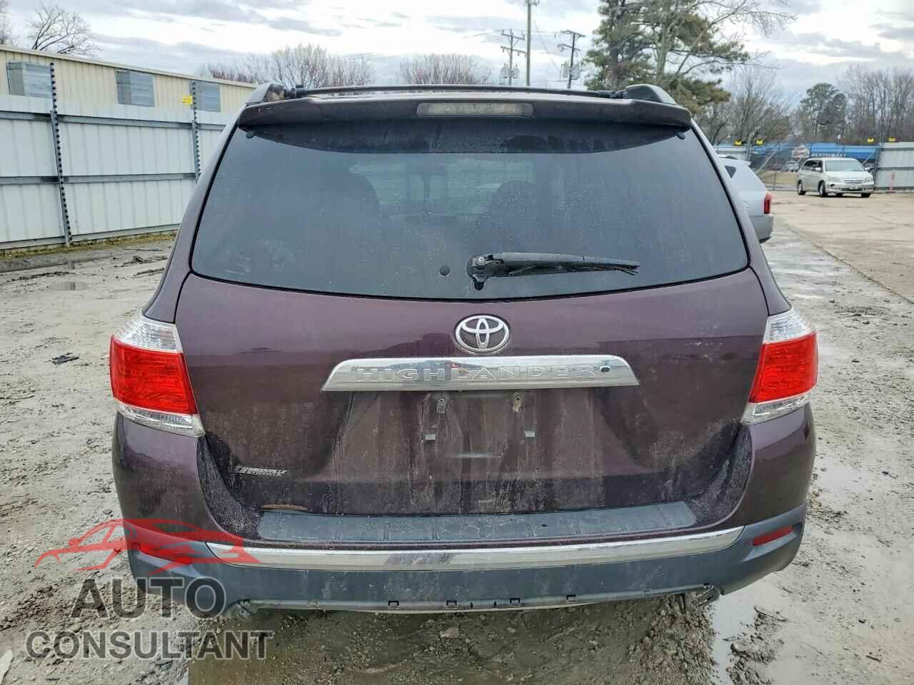 TOYOTA HIGHLANDER 2013 - 5TDZA3EH8DS036428