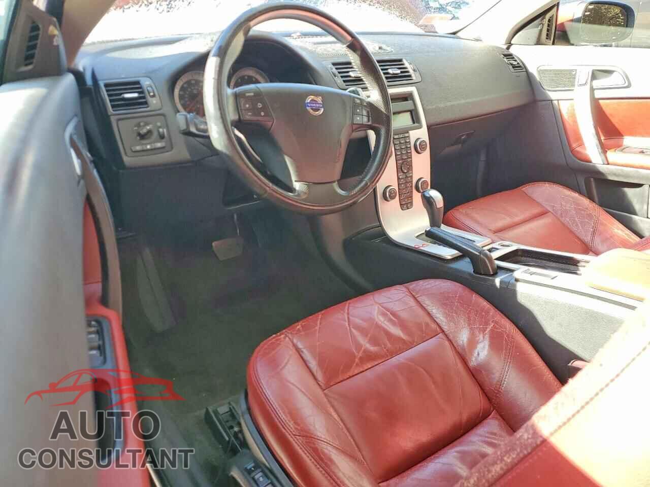 VOLVO C70 2011 - YV1672MC8BJ109660