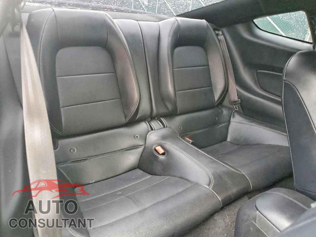 FORD MUSTANG 2019 - 1FA6P8CF3K5191770