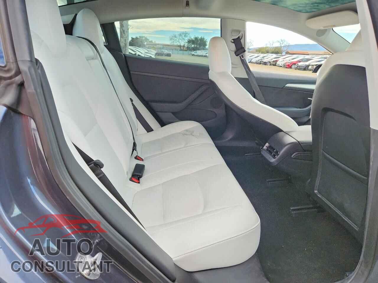 TESLA MODEL 3 2023 - 5YJ3E1EAXPF503178