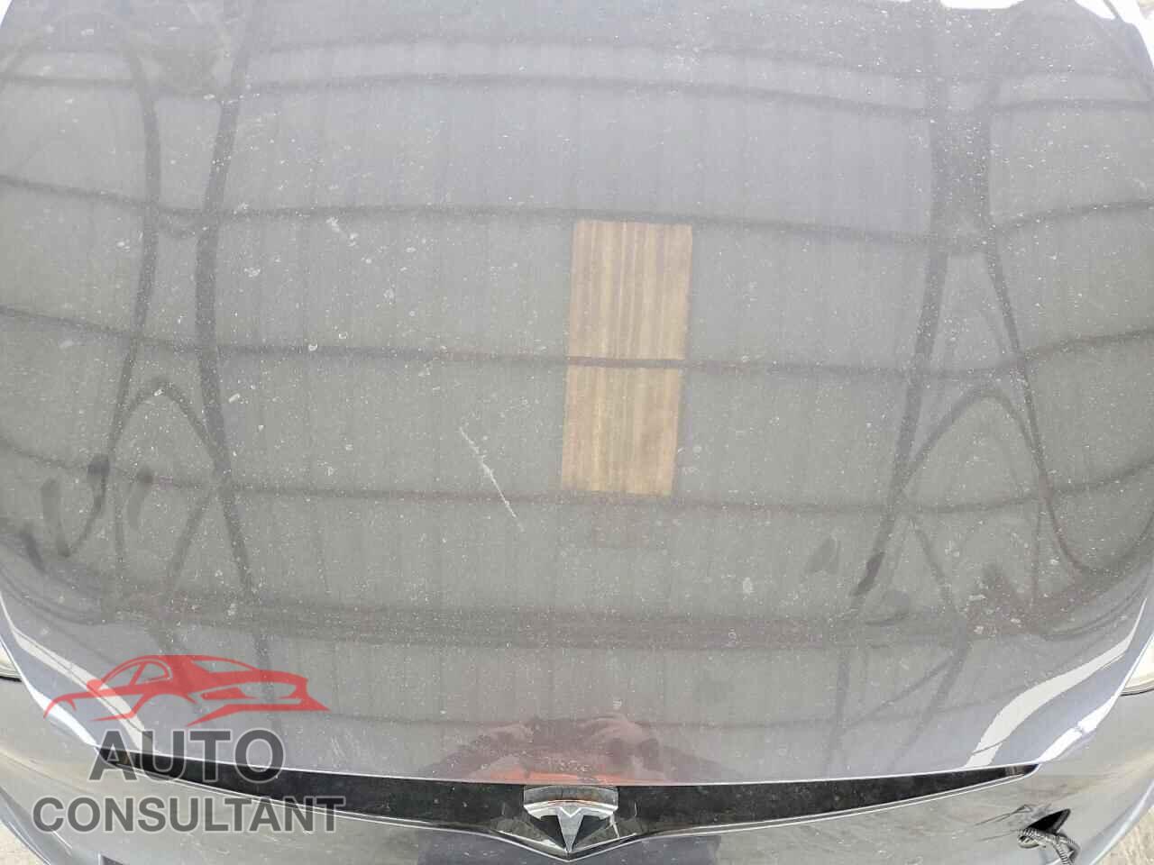 TESLA MODEL S 2022 - 5YJSA1E55NF471313