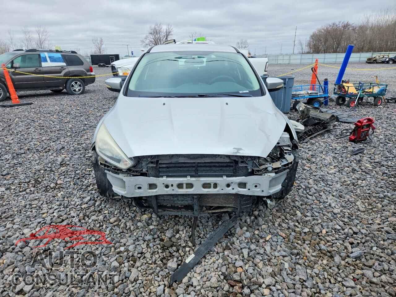 FORD FOCUS 2017 - 1FADP3K25HL246846